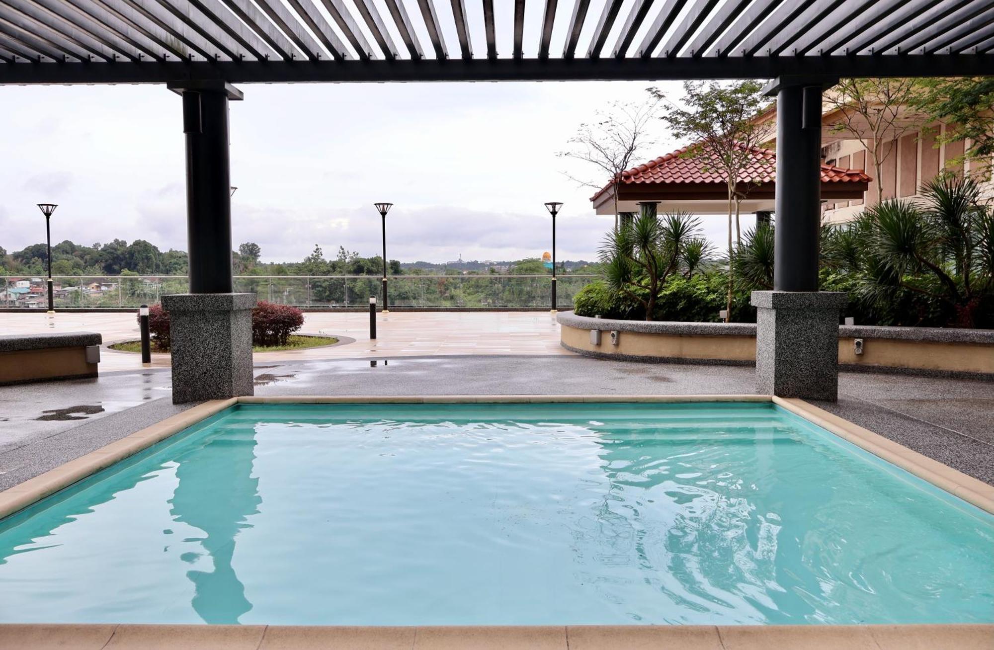 Kuching City Centre Smart Home Luxury Resort Condo Exterior photo